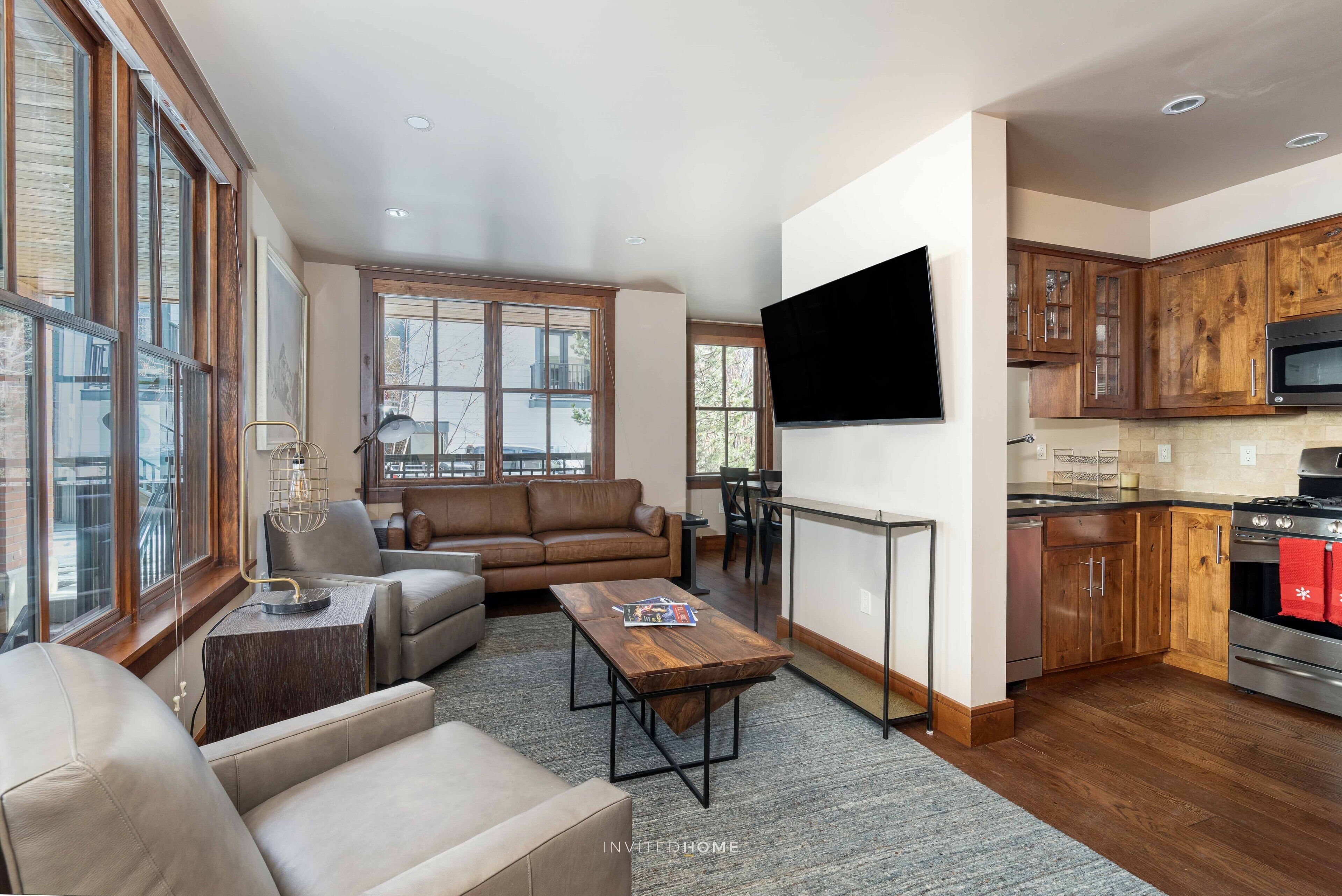 Modern Summer Condo By InvitedHome | Downtown, Mountain View, Walk to Everything