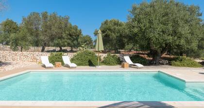 Trullo Chiara con piscina