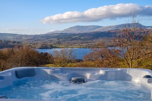 Property grounds - Paddock House (Windermere)
