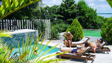 Alberca al aire libre