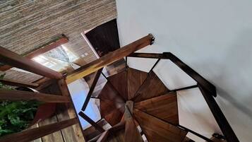 Habitación superior, varias camas, vista al jardín | 1 habitación