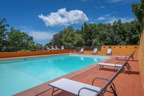Seasonal outdoor pool - Tenuta De Paoli    (Chianni)
