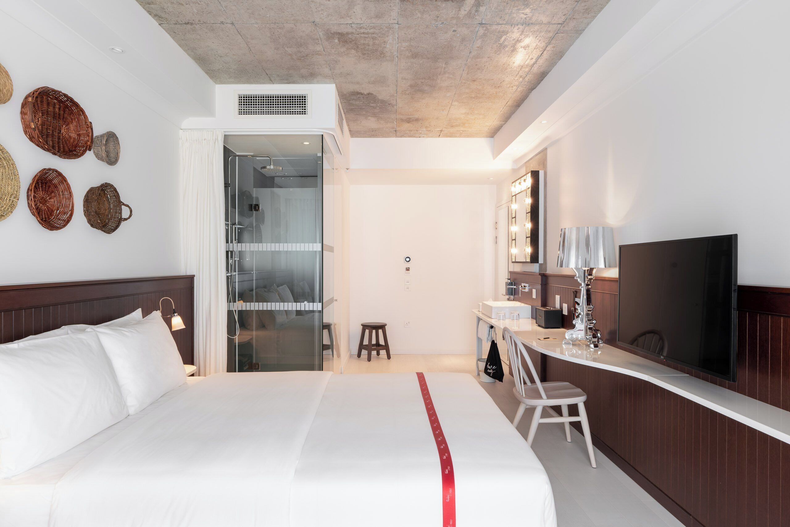 Hypo-allergenic bedding, in-room safe, blackout curtains, soundproofing