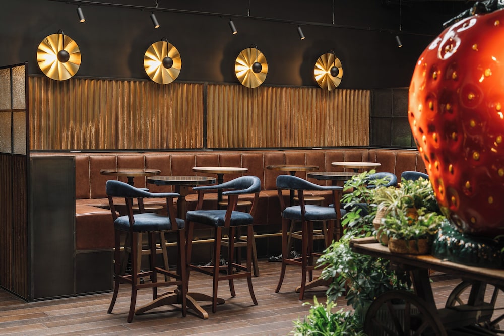 Ruby Molly Hotel & Bar by null