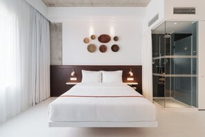 Loft | Allergikerbettwaren, Zimmersafe, Verdunkelungsvorhänge