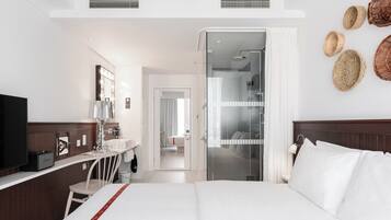 Shower, rainfall showerhead, eco-friendly toiletries, hair dryer