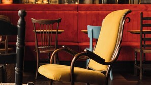 Bar (on property) - Ruby Molly Hotel Dublin by IHG (Dublin)