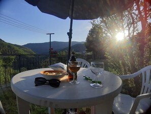 Outdoor dining - Castelletto La Casina (Badia Prataglia)