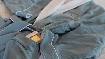 4 habitaciones, wifi y ropa de cama