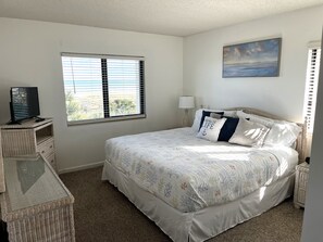 2 bedrooms, iron/ironing board, free WiFi, bed sheets - 8313 Ocean Front 3rd Floor-Ocean & Racquet Resort 20% DISCOUNT ON 7+NIGHT STAYS (St. Augustine Beach)