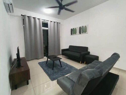 Novo8 SimpleCosy 6-8pax 2R2B