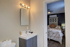 Hair dryer, towels