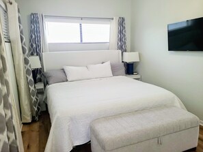 1 chambre, fer et planche à repasser, accès au Wi-Fi (inclus)