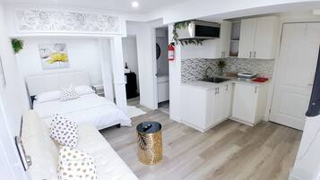 1 Schlafzimmer, Bügeleisen/Bügelbrett, kostenloses WLAN, Bettwäsche