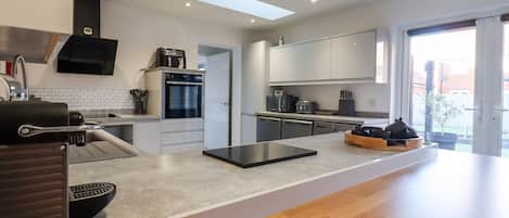 Fridge, dishwasher, electric kettle, toaster