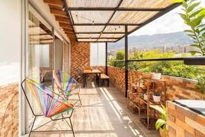 Outdoor dining - Nomad paradise (210+ Mbps & AC) (Envigado)