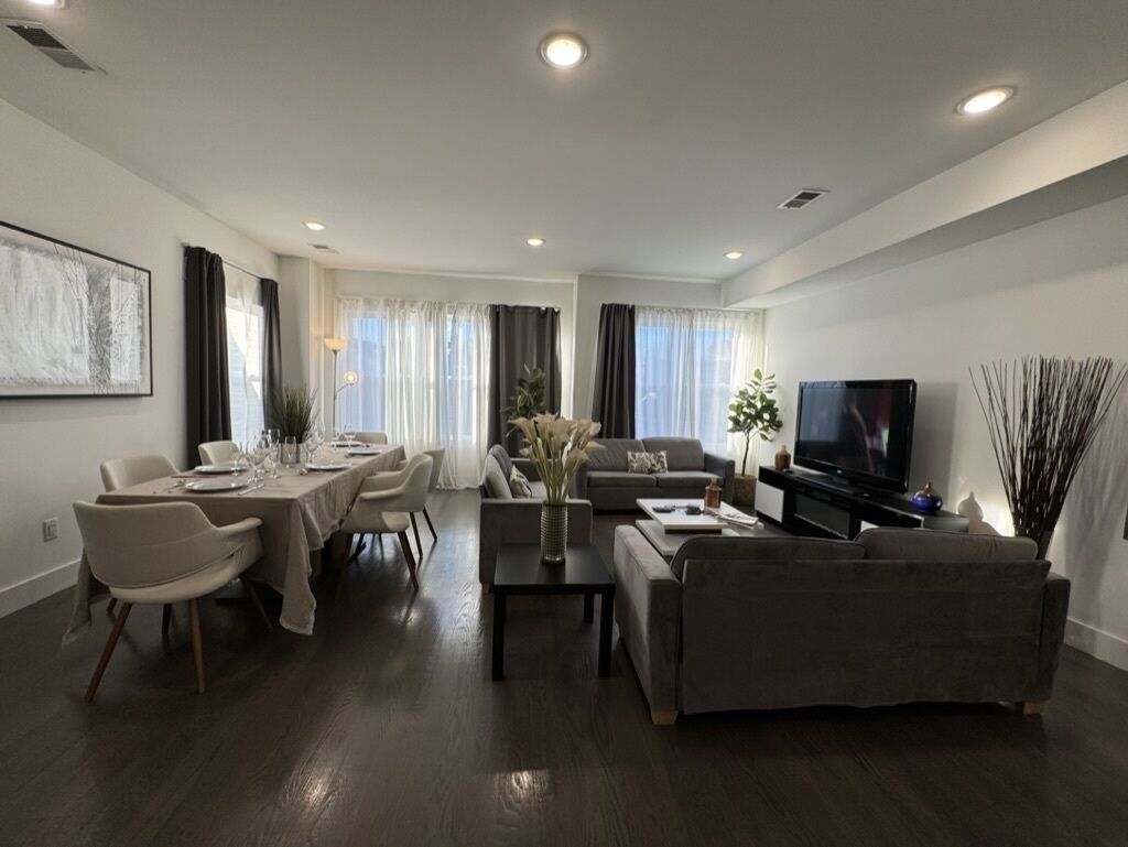 NYC & Statue of Liberty Views 2 bedroom 2 bath