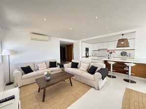 Apartment | Living area