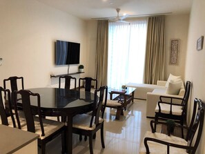 Dining - Elevate Eden by PropertyBoutique (Colombo)