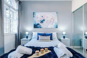 2 bedrooms, iron/ironing board, WiFi, bed sheets