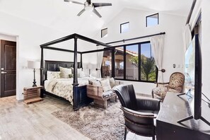 3 bedrooms, desk, iron/ironing board, travel cot - Sunset Infinity Pool & Pickleball Retreat (Playas del Coco)