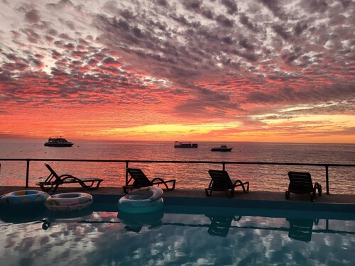 O.E. Management Anchorage Hotel