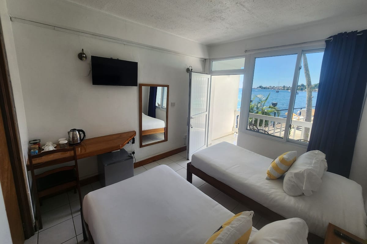 Basic Room | 1 bedroom, individually decorated, desk, laptop workspace