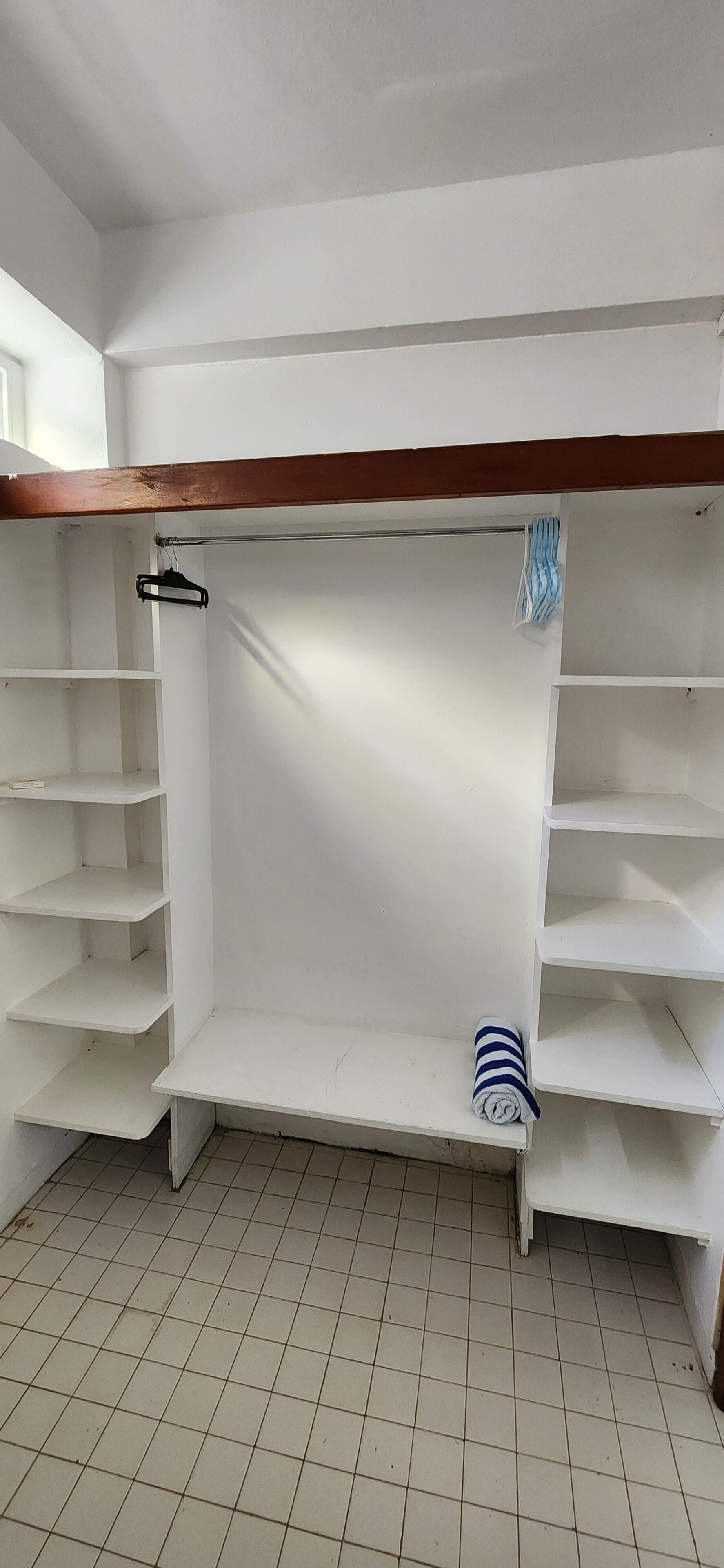 Dusche, Handtücher, Seife, Toilettenpapier