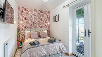 2 camere, Wi-Fi gratuito, lenzuola