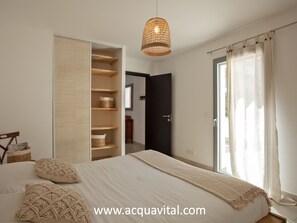 Room - Appartement "Fiora" en centre-ville de Calvi - 2 4 personnes (Calvi)