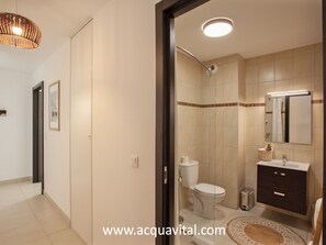 Bathroom - Appartement "Fiora" en centre-ville de Calvi - 2 4 personnes (Calvi)