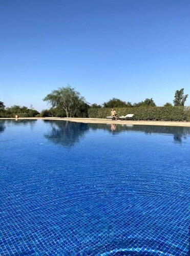 Piscines Dans une Villa D'artiste Dans une Résidence Privée