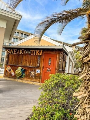 Exterior - Dunes of Panama E605 - 6th Floor - 2 Bed 2 Bath - BEACHFRONT !! MONTHLY RENTALS (Panama City Beach)