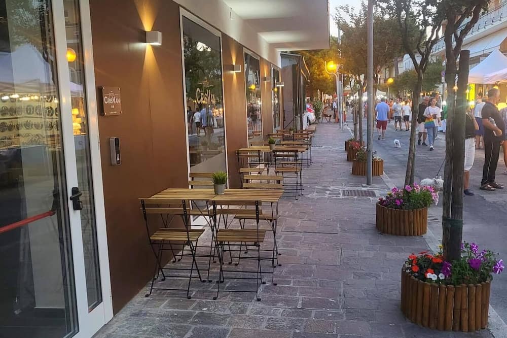 HOTEL CRISVAN