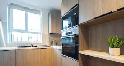 The Withington 3Bed & 2Bath Close To Christies