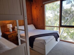 2 Schlafzimmer, Bügeleisen/Bügelbrett, Reisekinderbett, WLAN