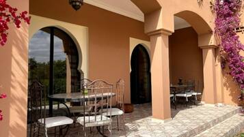 Servei de restauració a l'aire lliure