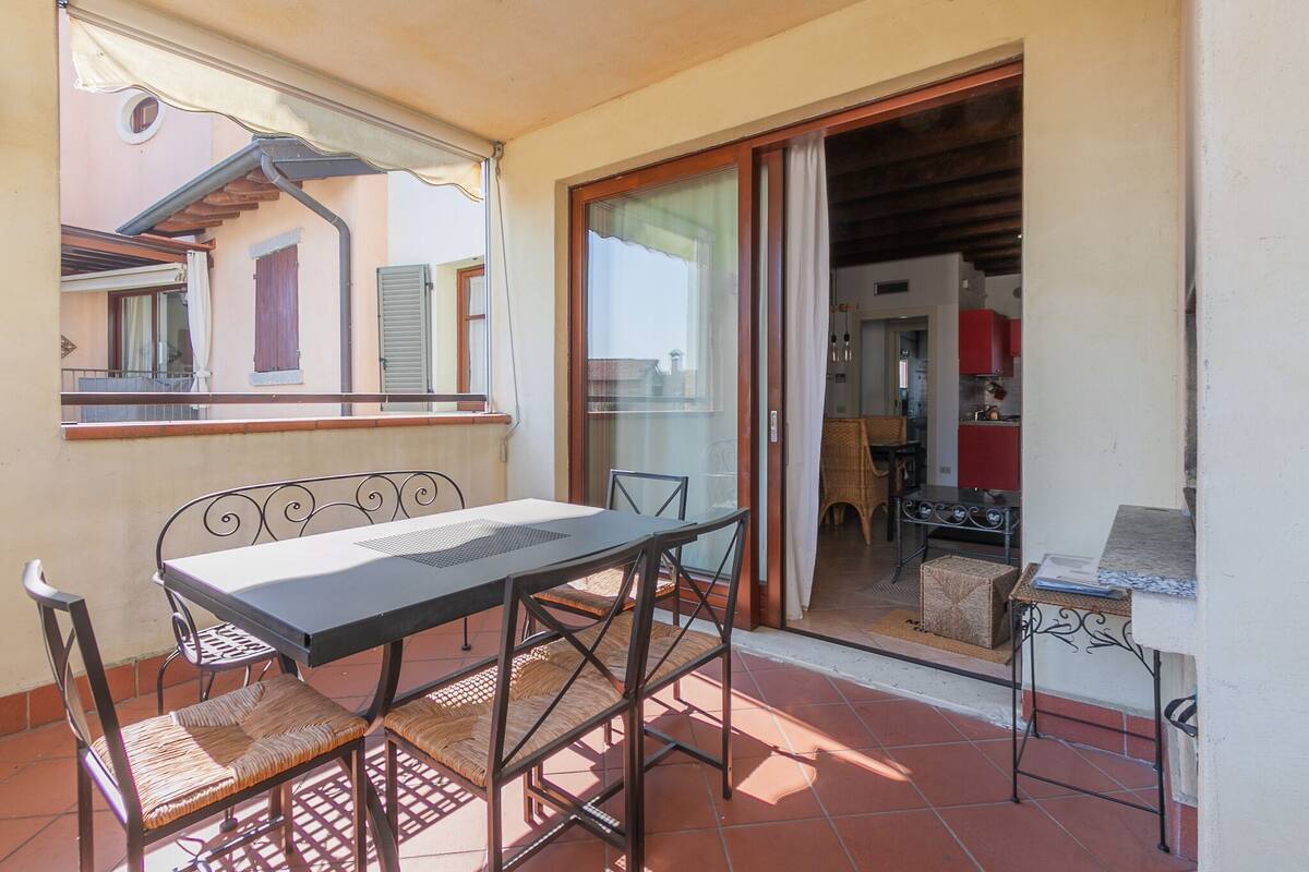 Design Condo, 2 Bedrooms, Patio | Terrace/patio