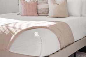 4 Schlafzimmer, Bügeleisen/Bügelbrett, kostenloses WLAN, Bettwäsche