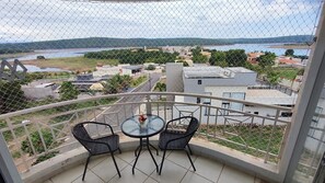 Standard Apartment | Balcony view - HotFérias Flat Enseada pesca permitida (Caldas Novas)