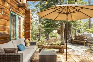 Terrace/patio - Lake Views King Cabin w Hot Tub, Trails & Sleds (Truckee)