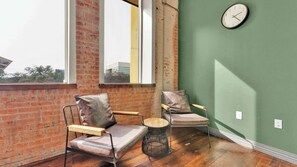 Interior - Downtown Dallas Loft • Pool, Breakfast & Valet (Dallas)