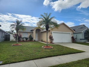 Exterior - Family-Friendly Home close to Theme Parks (Kissimmee)