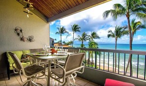 Outdoor dining - Updated Top floor condo, Oceanfront, private beach (Napili-Honokowai)