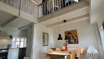 Deluxe Apartment | Soundproofing, free WiFi