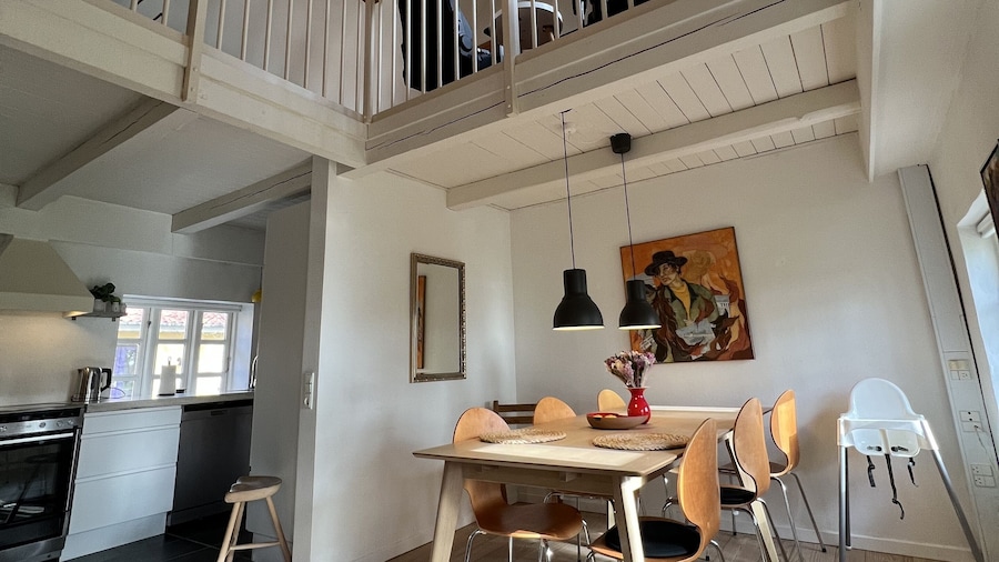 Lake View Apartment