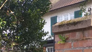 Front of property - Jesmond vegan B&B  (Hull)