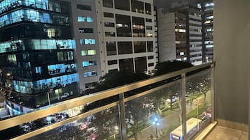 Premium Apartment | Balcony