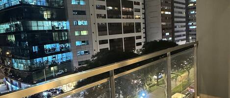 Premium Apartment | Balcony