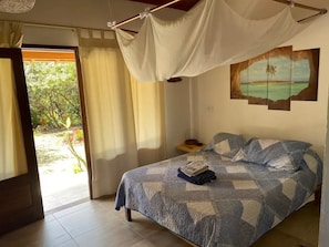 2 makuuhuonetta, silitysrauta/-lauta, ilmainen Wi-Fi, vuodevaatteet